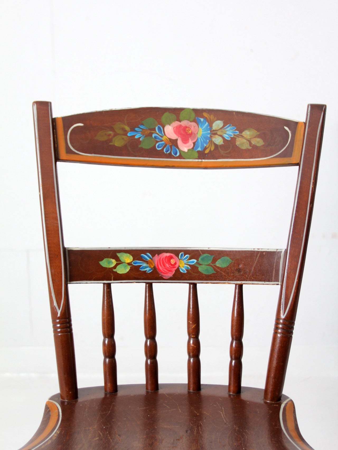 antique set of 6 painted plank seat chairs