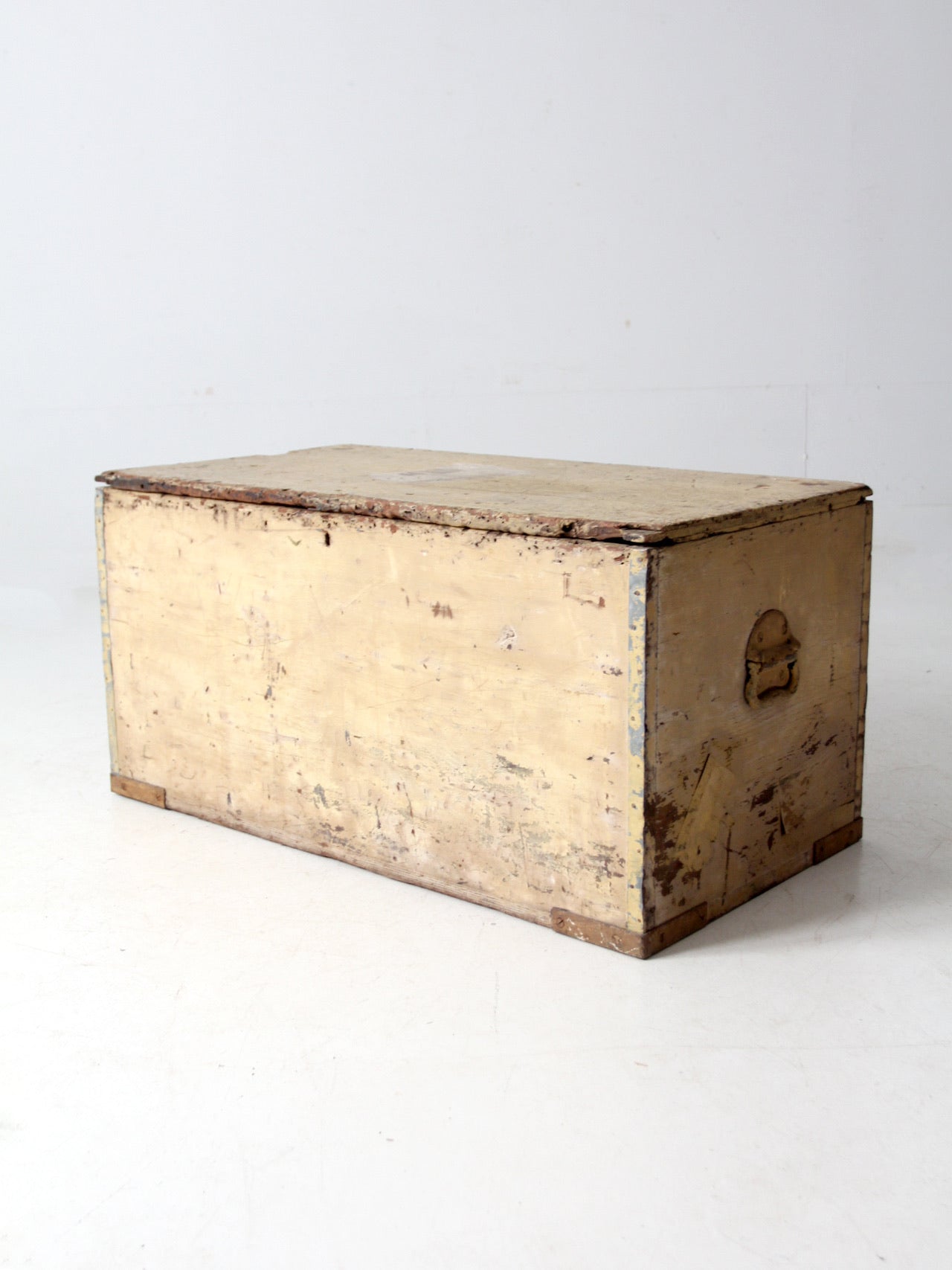 antique flat top trunk