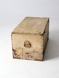 antique flat top trunk