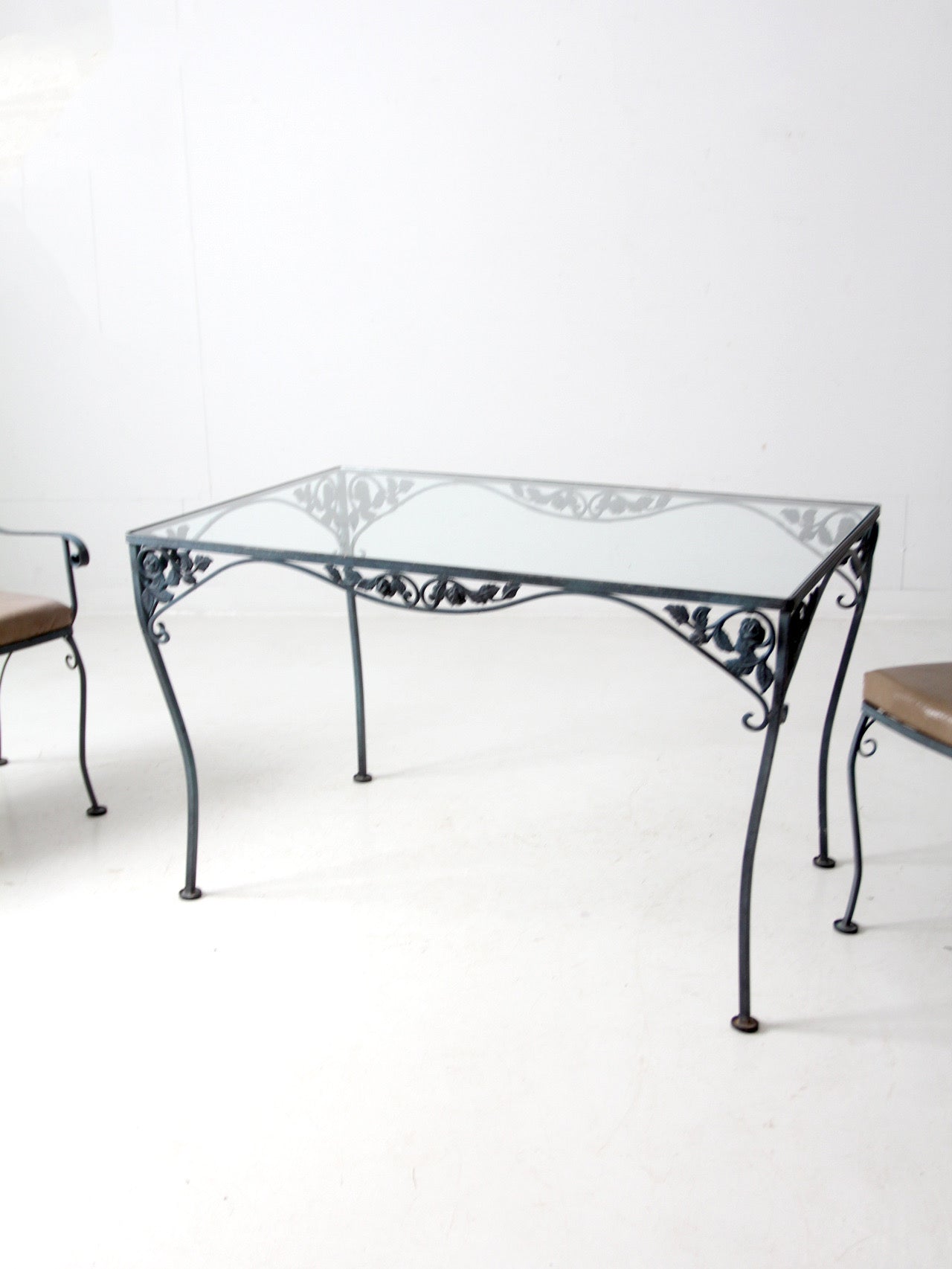 vintage American garden wrought iron patio set