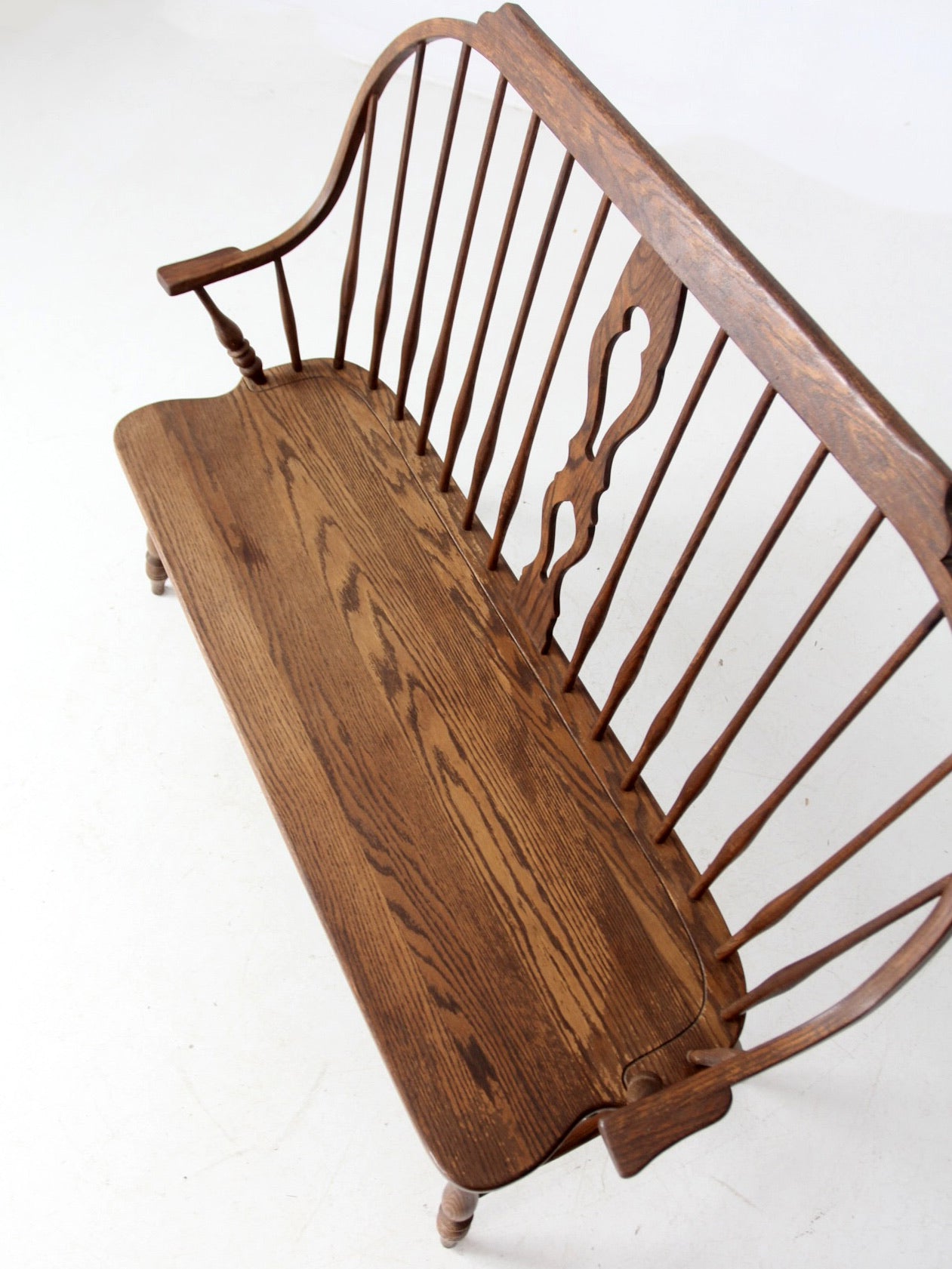 vintage Temple Stuart “Scout Collection” bow-back windsor bench