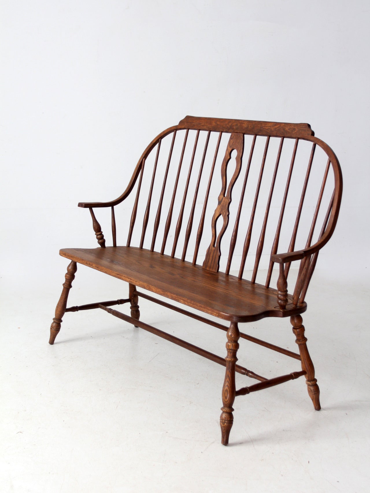 vintage Temple Stuart “Scout Collection” bow-back windsor bench