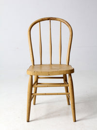 vintage painted Windsor farmhouse chair