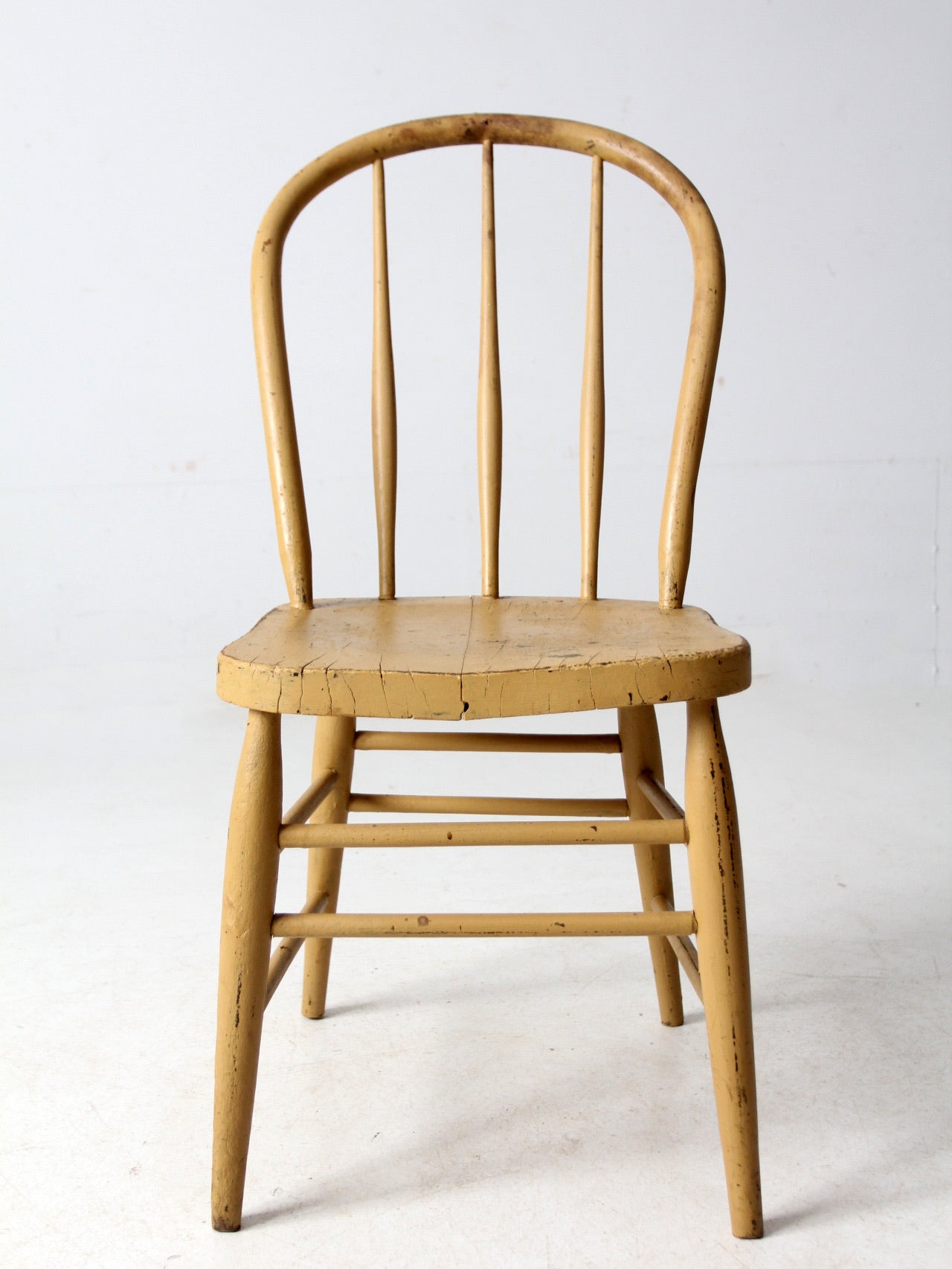 vintage painted Windsor farmhouse chair