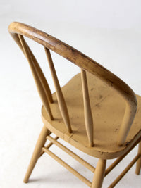 vintage painted Windsor farmhouse chair
