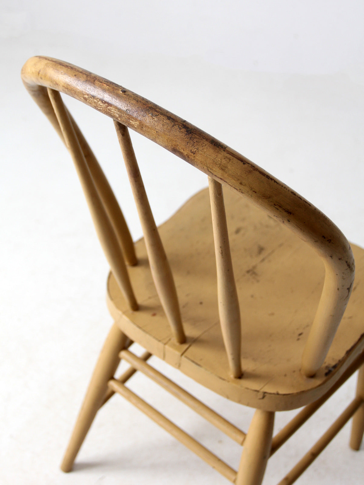 vintage painted Windsor farmhouse chair