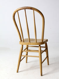 vintage painted Windsor farmhouse chair