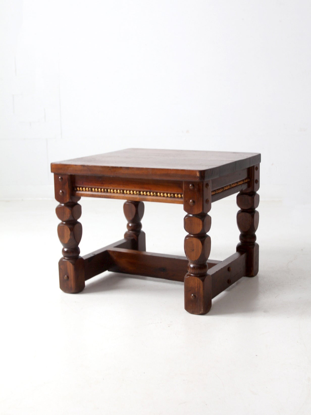 vintage lodge style end table