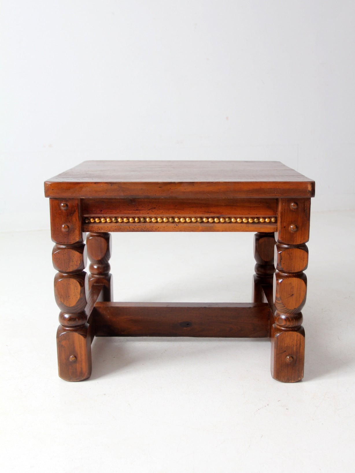 vintage lodge style end table