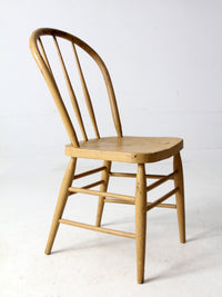 vintage painted Windsor farmhouse chair