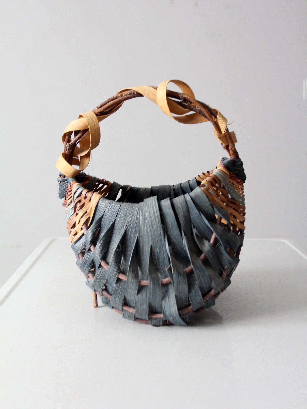 vintage handmade buttocks basket