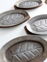 mid century sizzler plates set of 4