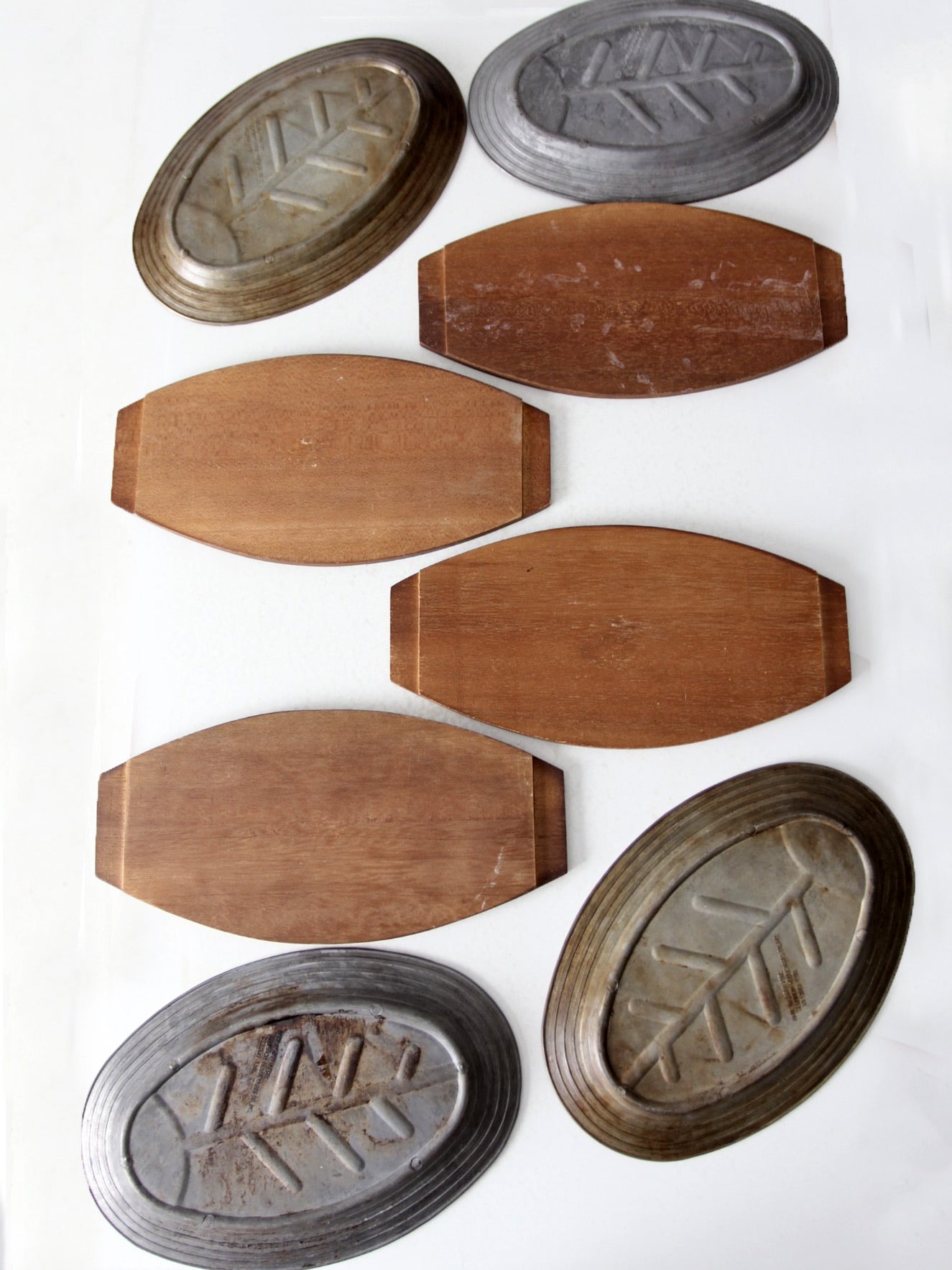 mid century sizzler plates set of 4