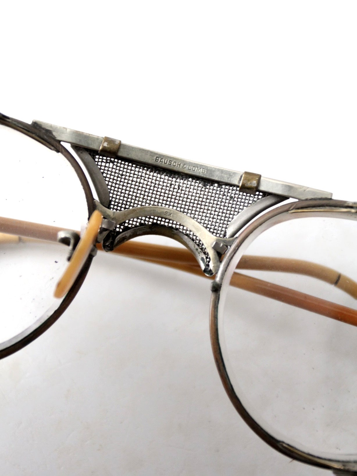 vintage 1940's Wilson goggles with case