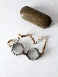 vintage 1940's Wilson goggles with case