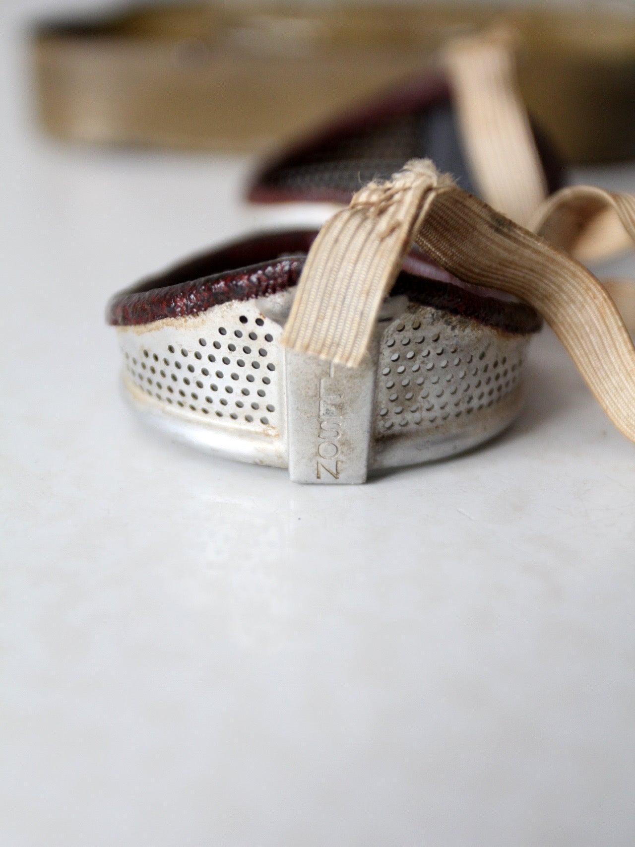 vintage 1940's Wilson goggles with case