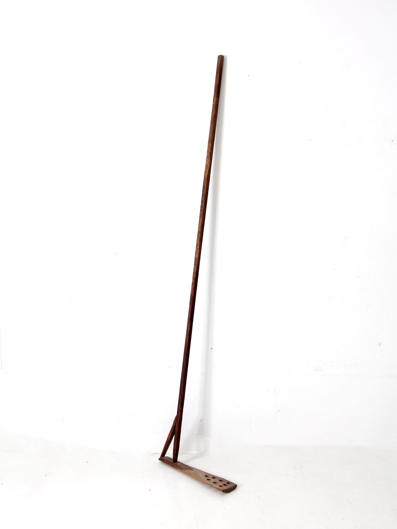 antique primitive laundry dasher