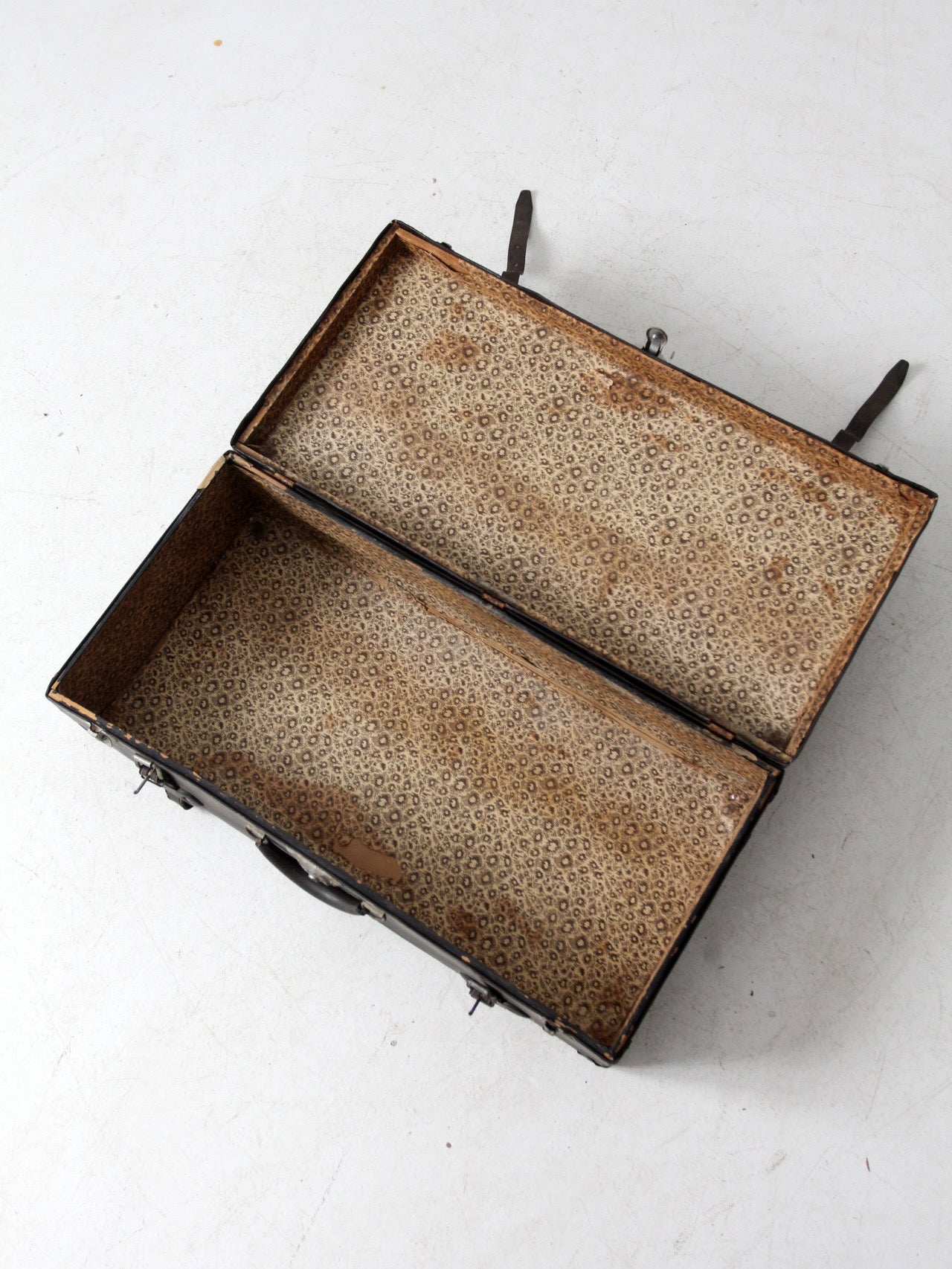 vintage Travel King Montgomery Ward suitcase