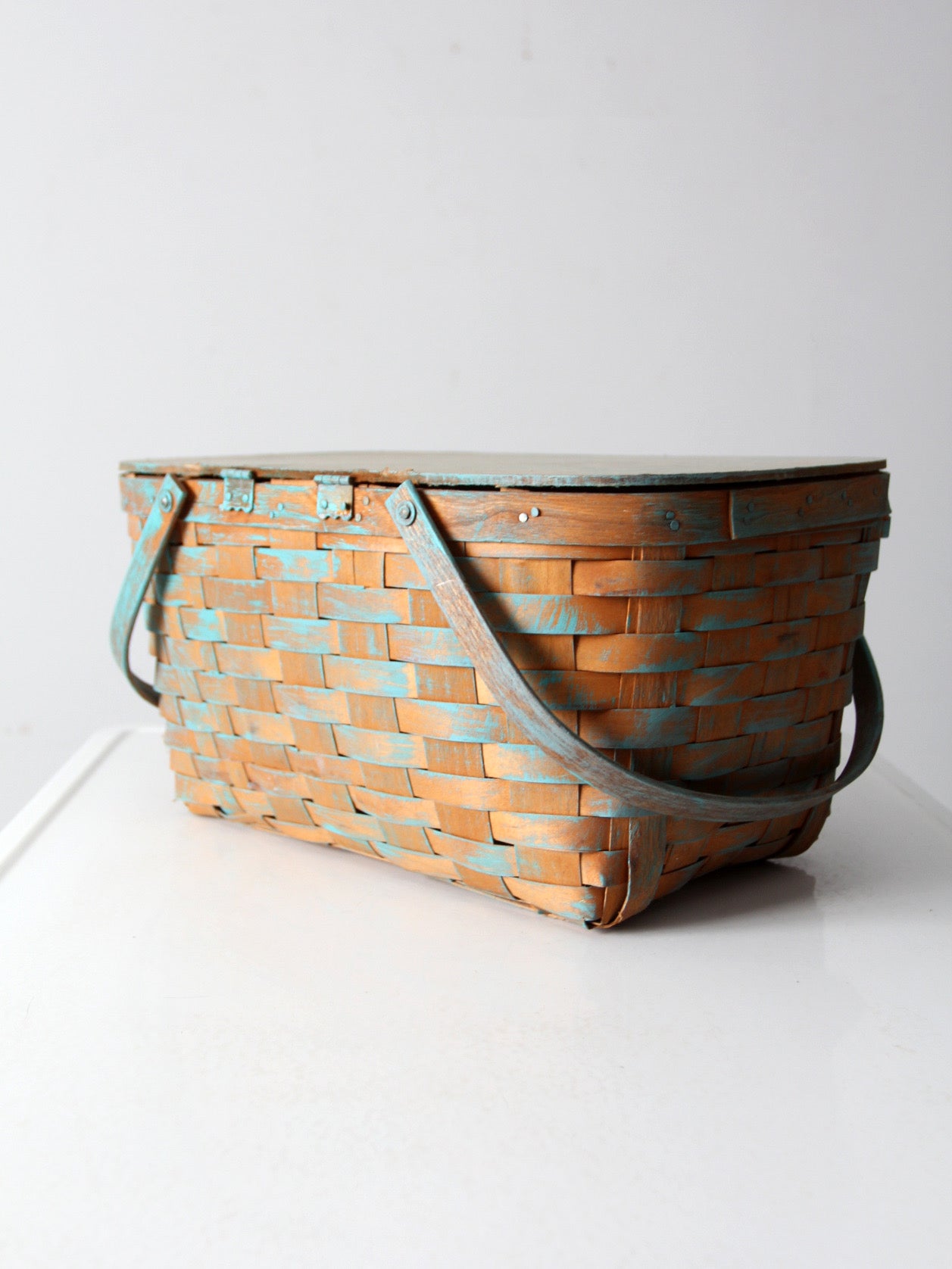 vintage splint weave picnic basket