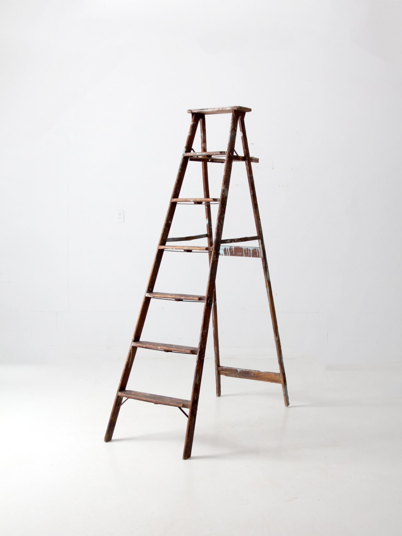 vintage wooden painter's ladder 6.5ft