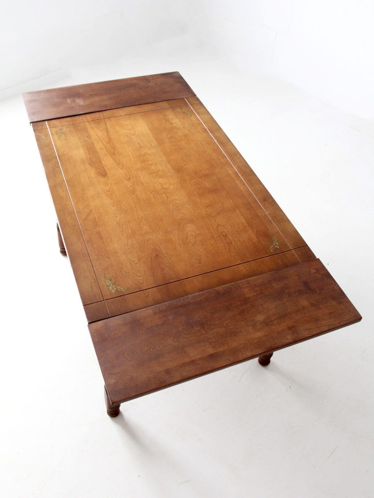 vintage 1940s kitchen table with slide out extensions