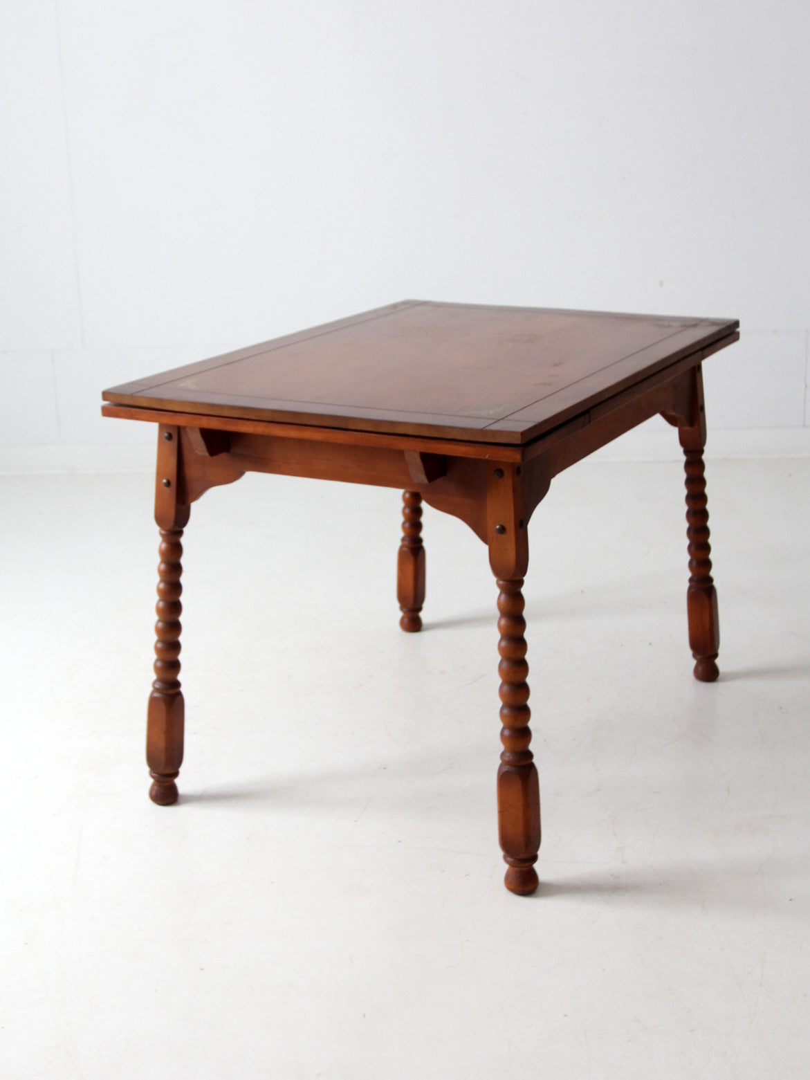 vintage 1940s kitchen table with slide out extensions