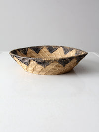 vintage woven seagrass basket bowl