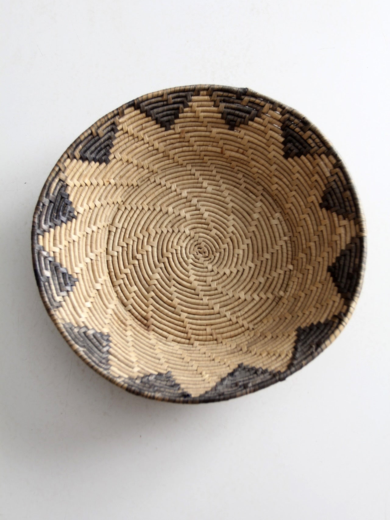 vintage woven seagrass basket bowl