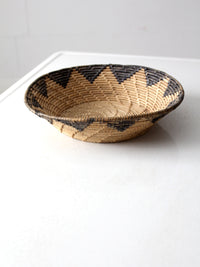 vintage woven seagrass basket bowl