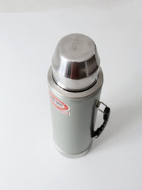 vintage Uno Vac thermos