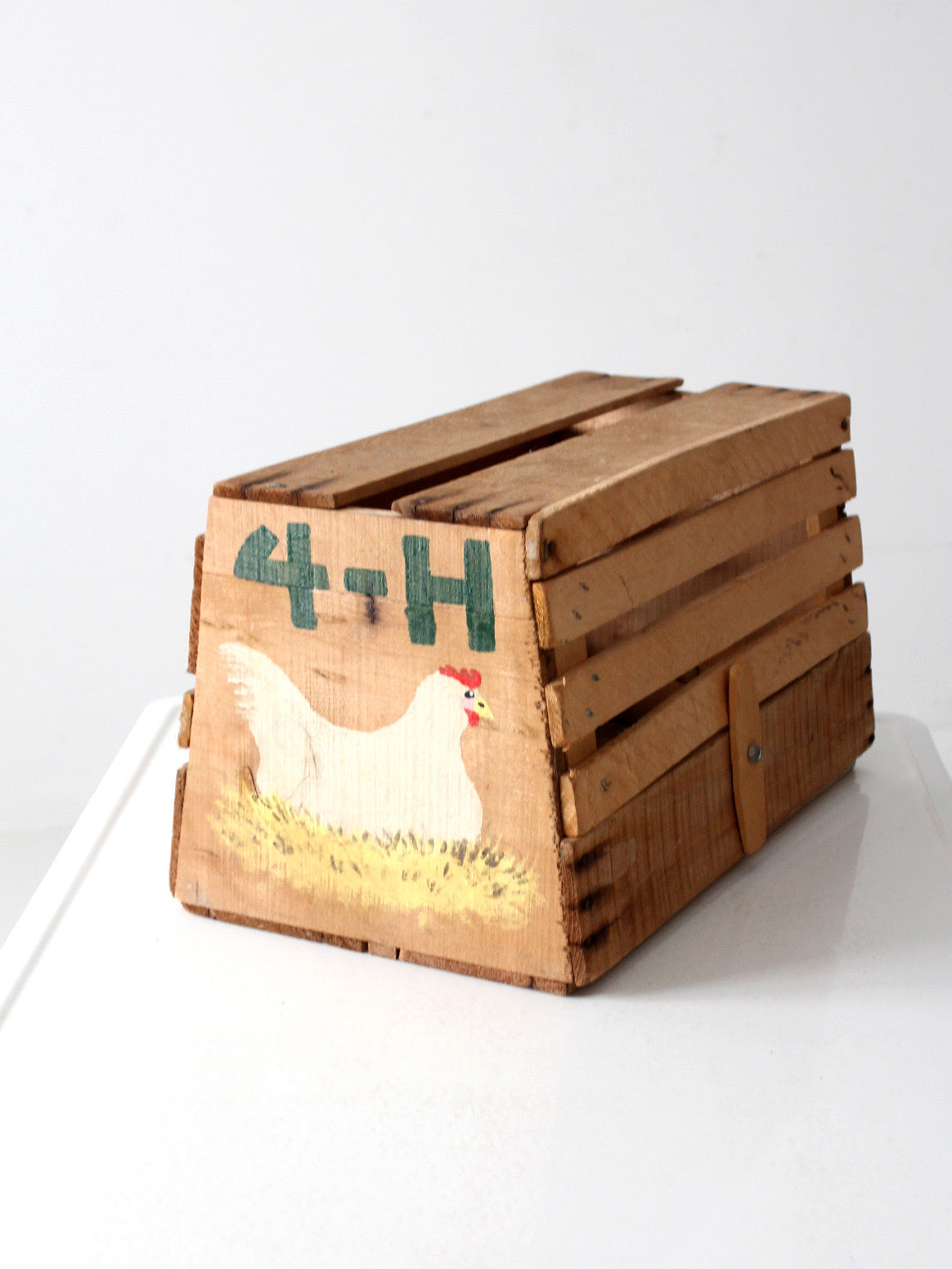 vintage handmade 4-H chicken carrier crate