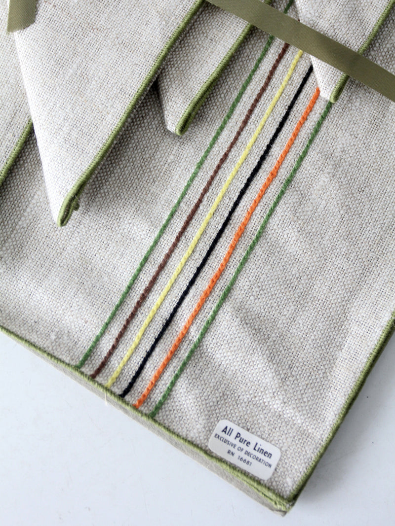 vintage 1950s Timely Linens napkin and placemat set