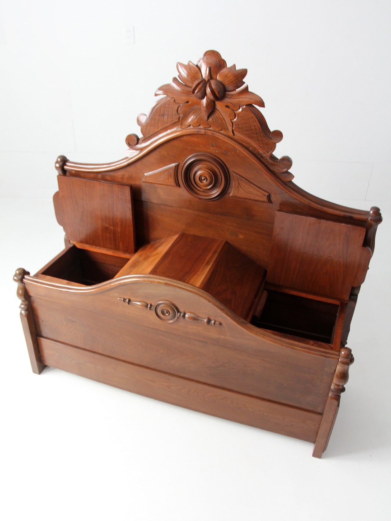 Victorian style carved wood footboard bench