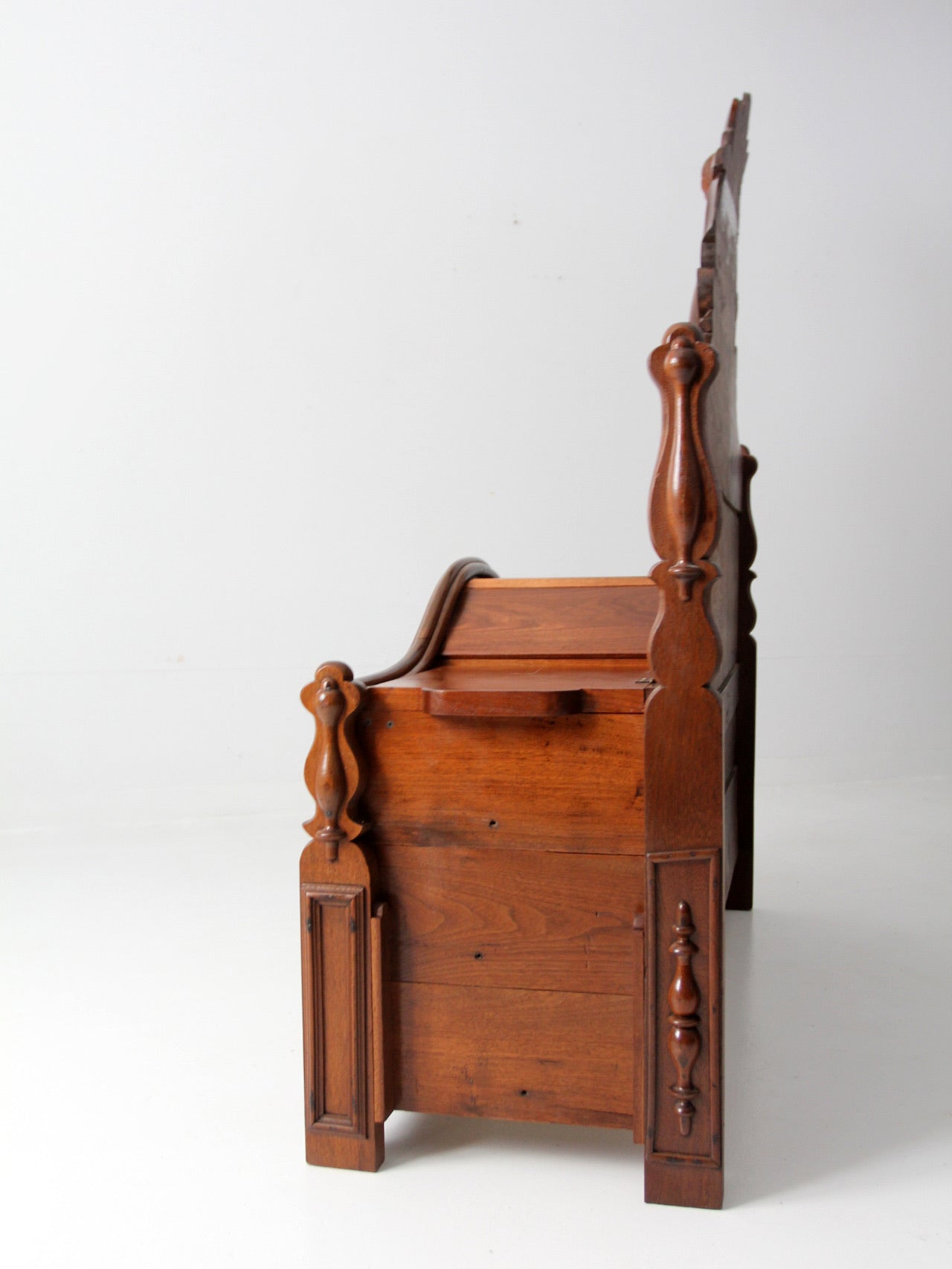 Victorian style carved wood footboard bench