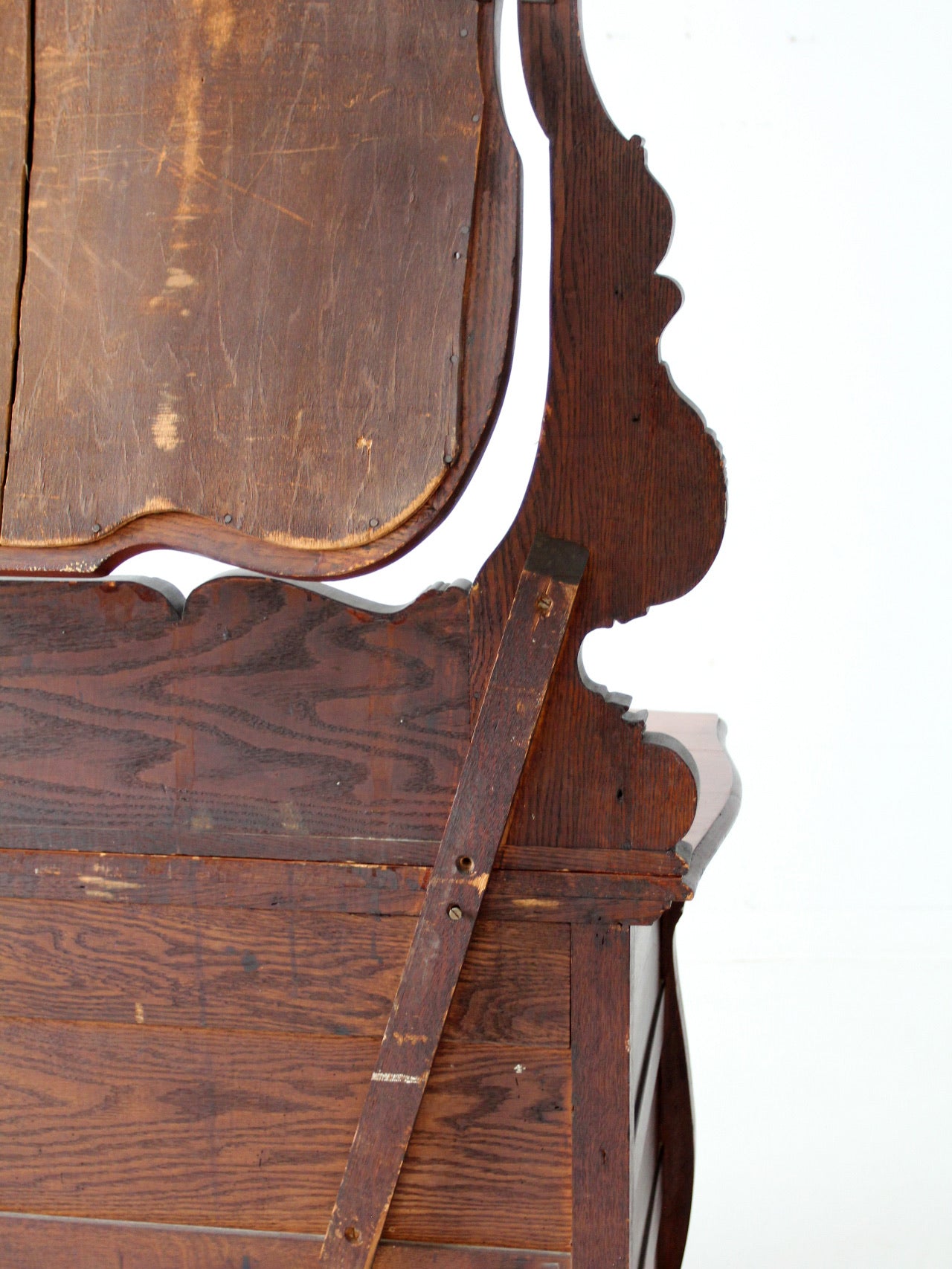 antique Victorian dresser with mirror