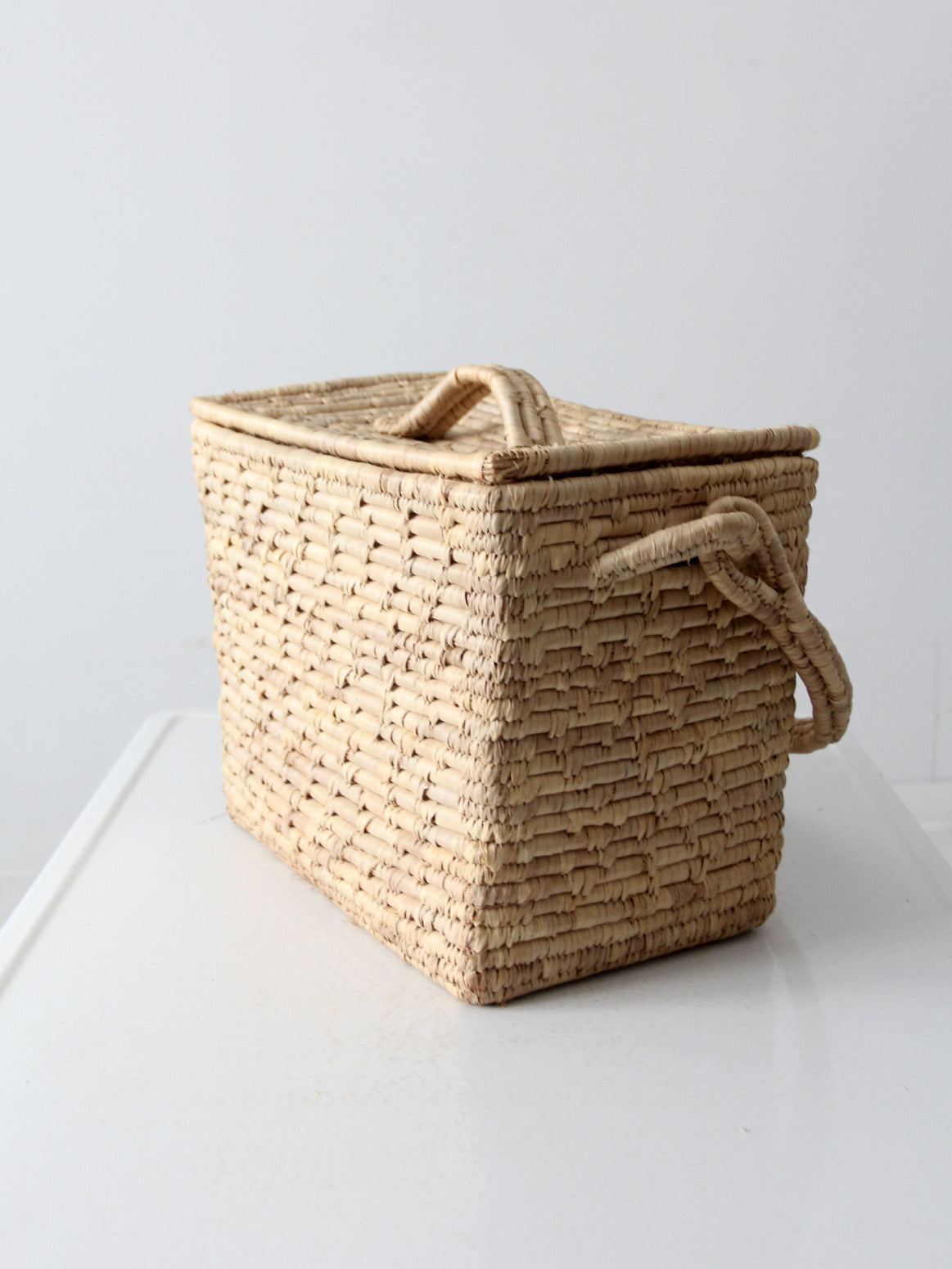 vintage woven storage basket tote