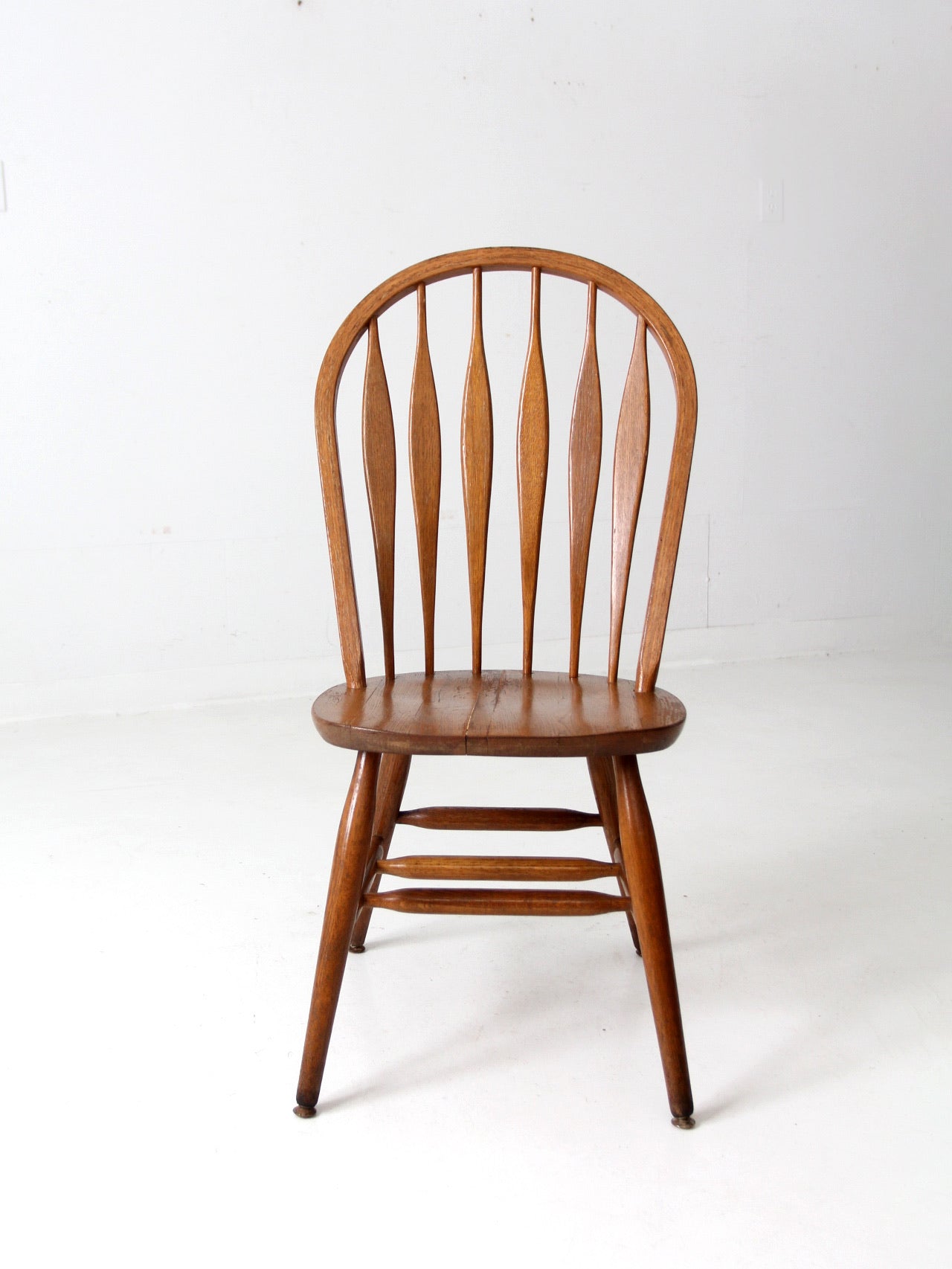 vintage farmhouse dining chair