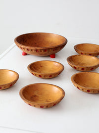mid-century Munising salad bowl set of 7