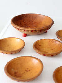 mid-century Munising salad bowl set of 7