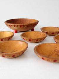 mid-century Munising salad bowl set of 7