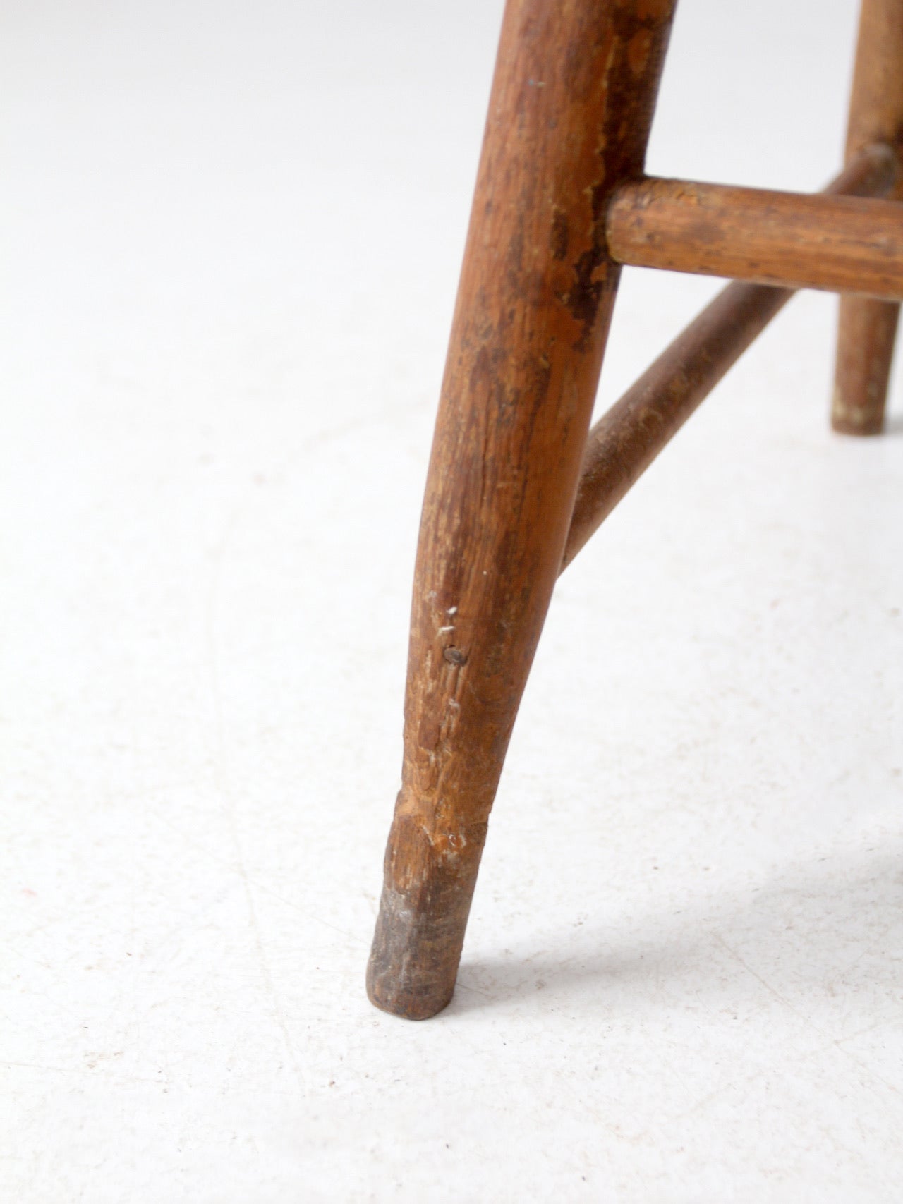 antique bow back Windsor farmhouse chair