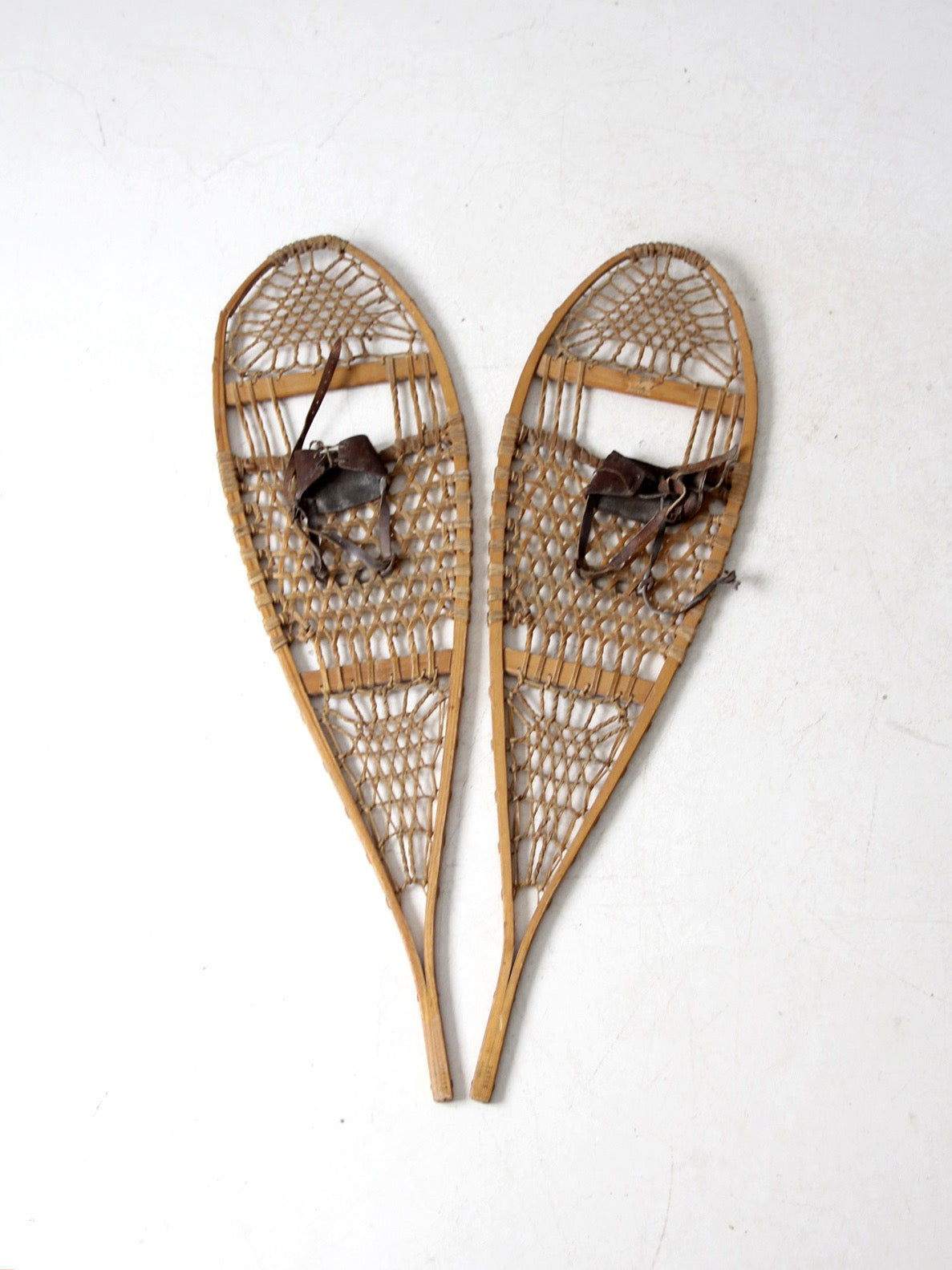 vintage snowshoes