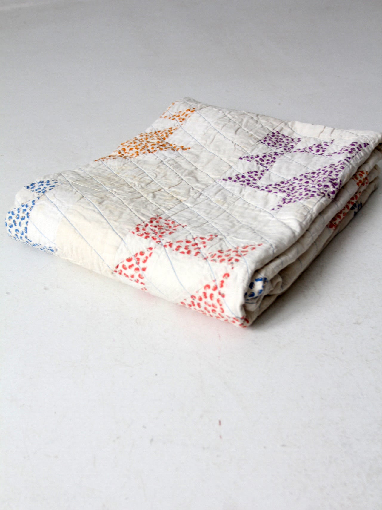 vintage hand stitched quilt 61 x 43