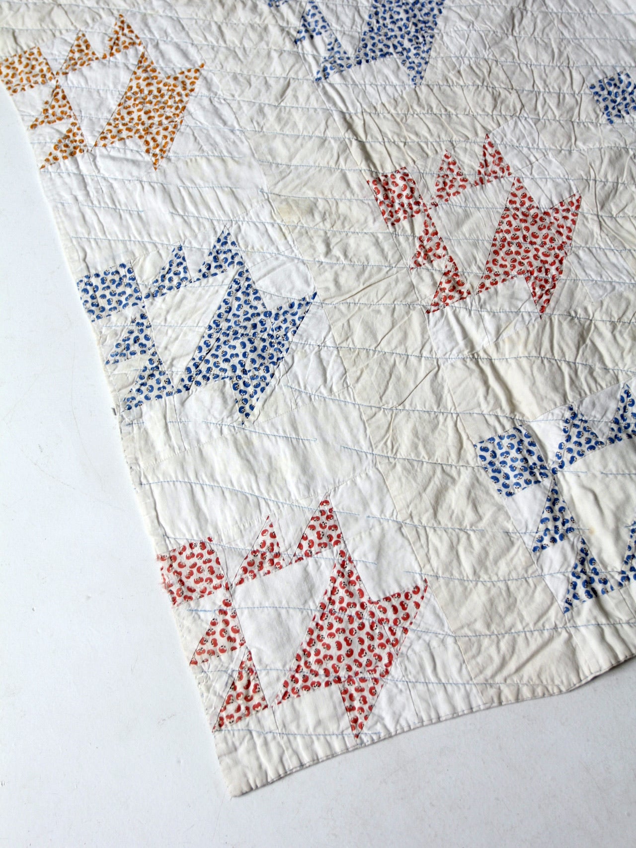 vintage hand stitched quilt 61 x 43