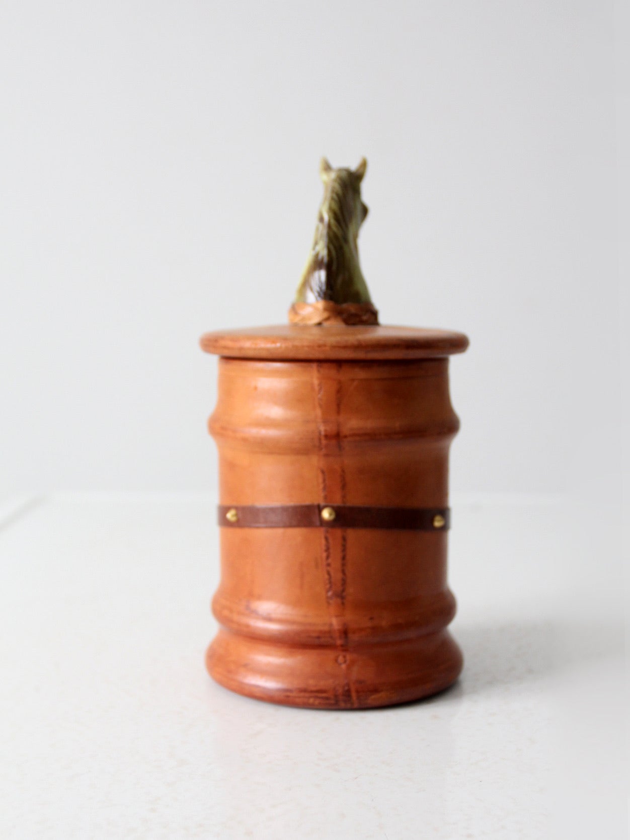 vintage Italian equestrian theme humidor