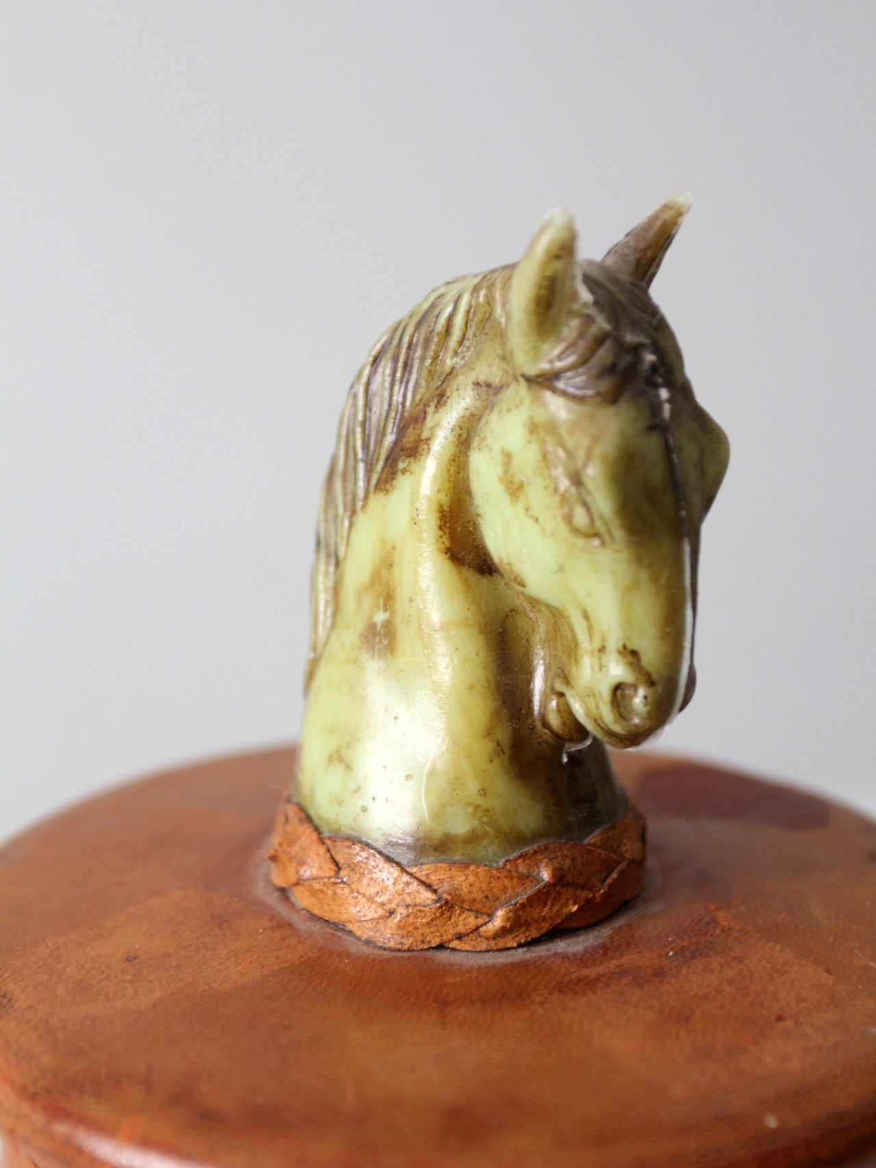 vintage Italian equestrian theme humidor