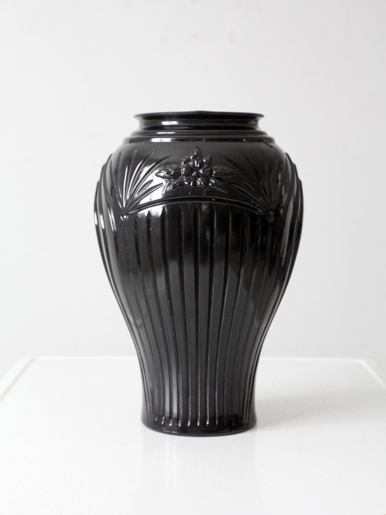 vintage Anchor Hocking black glass vase