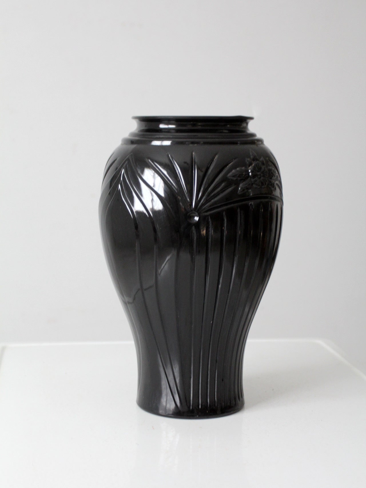 vintage Anchor Hocking black glass vase