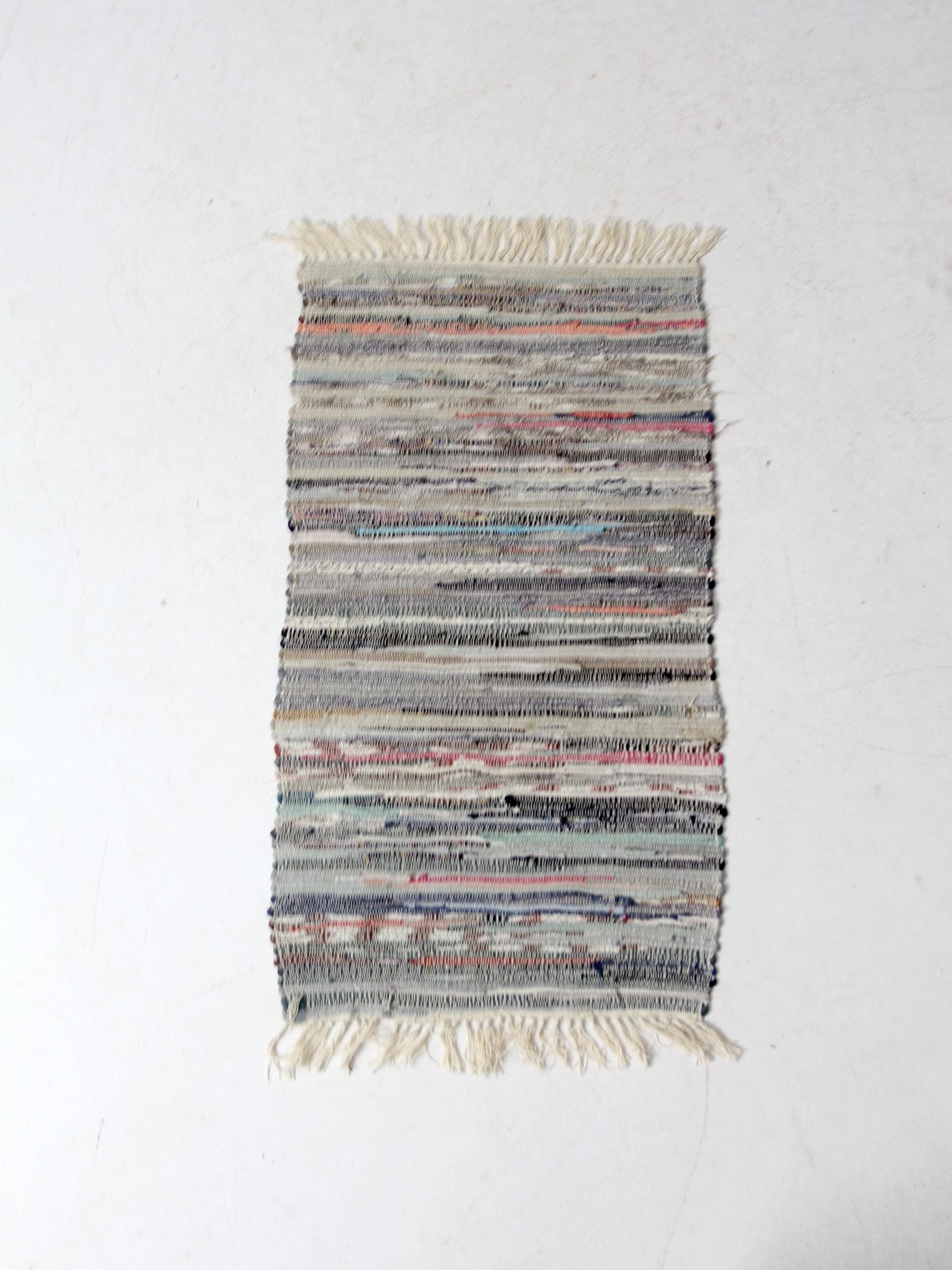 vintage farmhouse rag rug