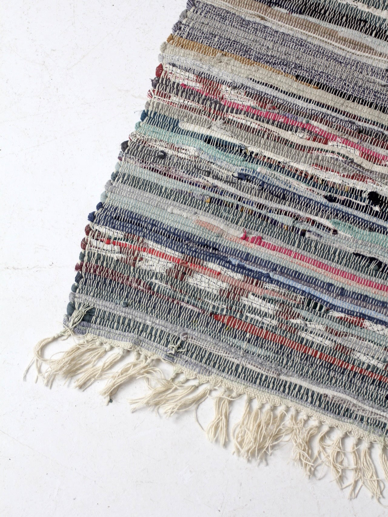 vintage farmhouse rag rug